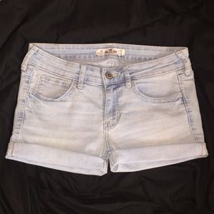 Hollister shorts (3R w26 L32)
